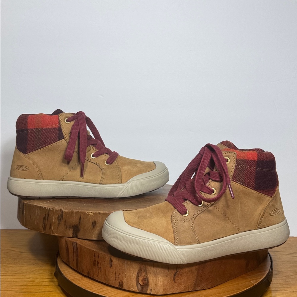 KEEN ELENA MID CASUAL WINTER BOOTS - Picture 3 of 14